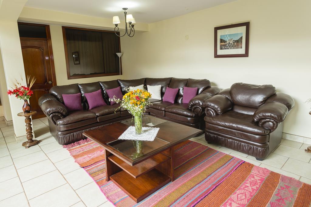 Yucay Plaza Inn מראה חיצוני תמונה